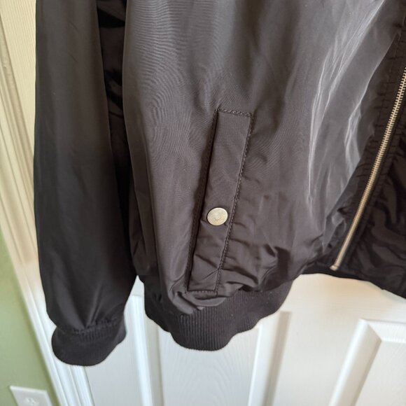 Old Navy XXL Men's Black Water-Resistant Bomber Full Zip-up Jacket - Picture 5 of 16